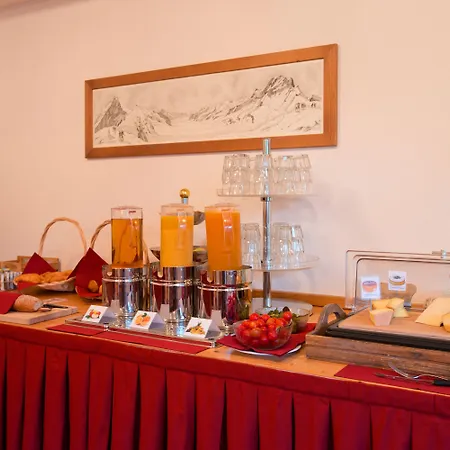 ベルナーホフ ホテル 3*